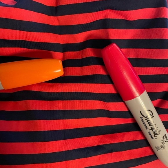 J. McLaughlin Sinclair Top in Stripe Red Navy Blue Size Medium - Picture 7 of 7